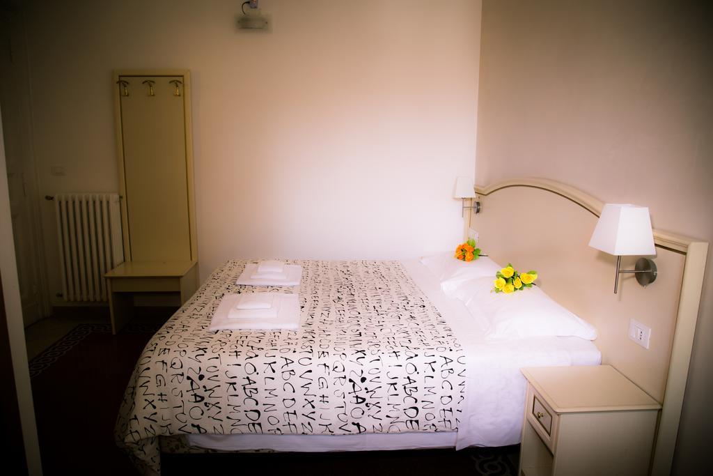 St. Peter Central Rooms B&B 로마 외부 사진